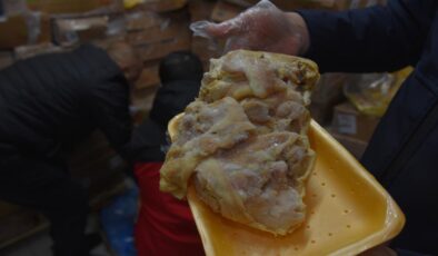 Şanlıurfa Siverek’te 50 Ton Bozuk Tavuk Etine El Konuldu: Halk Sağlığına Yönelik Büyük Operasyon