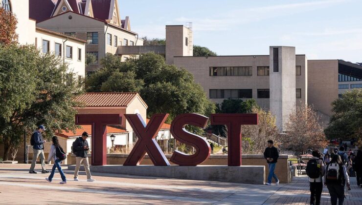 ABD’li Öğretim Üyesi Filistin’e Destek Konuşması Nedeniyle İşten Çıkarılmasını Mahkemeye Taşıdı