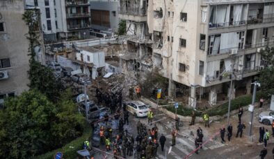 İran’dan İsrail’e Füzeler: Devrim Muhafızları’ndan Tel Aviv ve Hayfa’yı Yerle Bir Etme Tehdidi