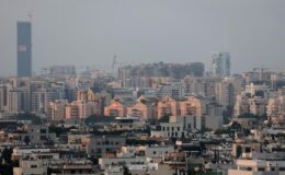 İsrail Alarmda: İran’dan Fırlatılan Füzeler ve Hizbullah Roketleri Sirenleri Çaldırdı