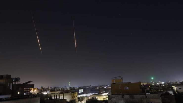 Son Dakika: İran’dan İsrail’e Füze Saldırısı! Tel Aviv’de Sirenler Çaldı, Hava Savunması Devrede