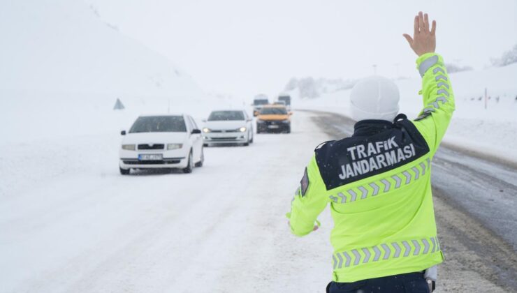 Musta’da Öğrencilerin Yoğun Olduğu Bölgede Tehlike Yaratan Sürücüye Ağır Ceza: 215 Bin TL Para Cezası ve Ehliyetine El Konuldu