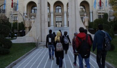 YÖK Başkanı Özvar’dan Üniversite Eğitiminde Yeni Dönem: 3 Yıl ve Ötesi