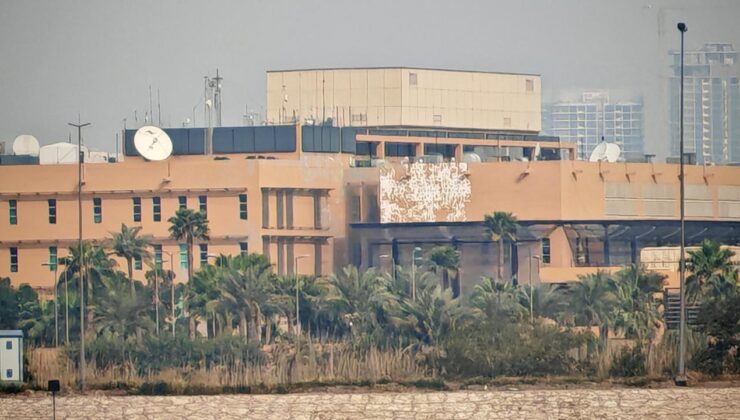 ABD’nin Bağdat Büyükelçiliği Yakınlarında İHA Saldırısı Sonrası Yangın Çıktı: Son Dakika Gelişmeleri