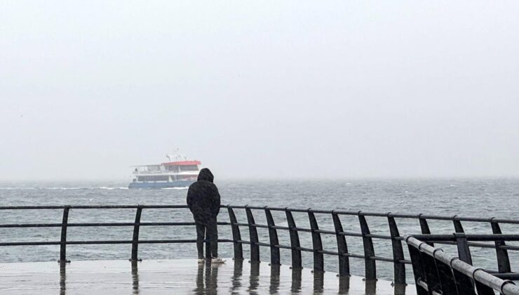 İstanbul’u Yağmur Vurdu: Avrupa ve Anadolu Yakası’nda Yağış Etkili, Seferler İptal Edildi