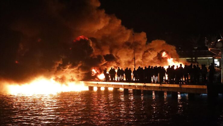 Bodrum Yalıkavak Marina’da Yangın: 5 Motoryat Alevlere Teslim Oldu