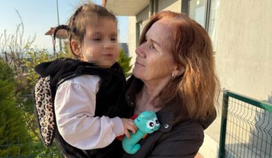 İzmir’de Köpek Dehşeti: 3 Yaşındaki Ada’ya Köpek Saldırısı Şoku!