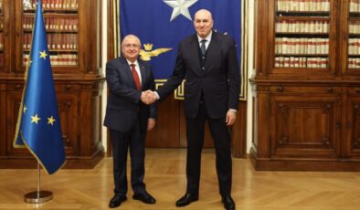 Milli Savunma Bakanı Güler, İtalya’da Savunma Bakanı Crosetto ile Bir Araya Geldi: Askeri Törenle Karşılandı