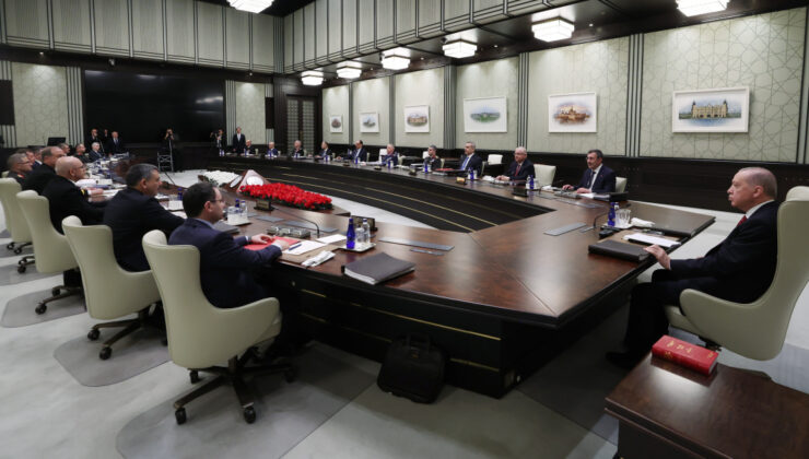 MGK Toplandı: Cumhurbaşkanı Erdoğan Başkanlığında Milli Güvenlik Kurulu Toplantısı ve İstanbul’da Cinayet Şoku