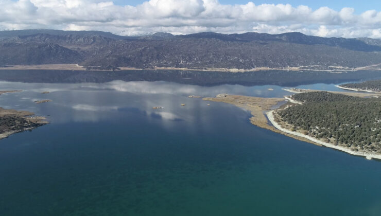 Yapay Zeka Çağında Su Krizi: 2027’de 6 Milyar Metreküpe Ulaşması Bekleniyor