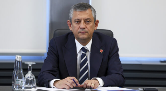 Özgür Özel’den Erken Seçim ve Ara Seçim Çağrısı: İYİ Parti ile Ortak Mesaj