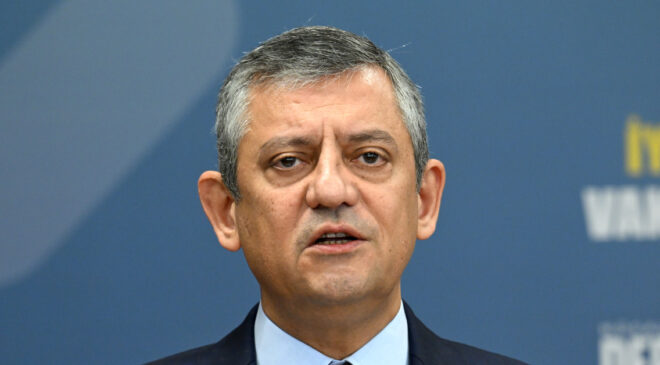 Özgür Özel’den ‘Siyasi Ahlak Yasası’ ve Ara Seçim Çıkışı: İktidara Meydan Okuma