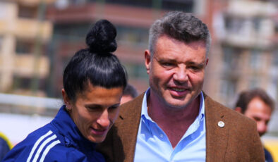 Sadettin Saran’dan Fenerbahçe Kadın Futbol Takımına Ziyaret: Şampiyonluk Yolunda Destek