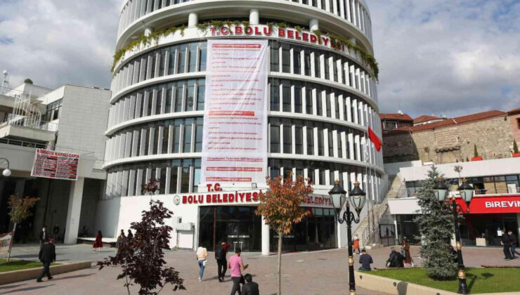 Bolu Belediyesi’nde Gözaltılar Devam Ediyor: Başkan Yardımcısı ve CHP’li Meclis Üyesi Gözaltına Alındı