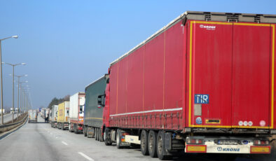 Bakan Bolat: E-Ticaretin Yükselişi ve Lojistiğin Önemi ‘Yapay Zeka Çağında E-Ticaretin Lojistiği Zirvesi’nde Vurgulandı