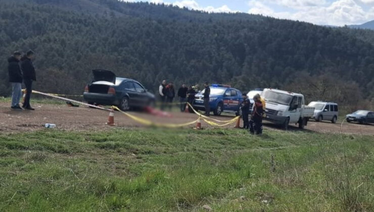 Kütahya’da Feci Kaza: Tamir Etmeye Çalışırken Otomobilin Altında Kalan Adam Hayatını Kaybetti