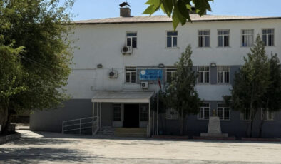 Diyarbakır Çermik’te 6 Yaşındaki Eylül Karadağ Kalp Krizinden Hayatını Kaybetti: Minik Öğrenci Gözyaşlarıyla Uğurlandı