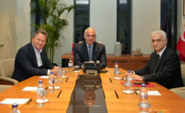 Bakan Ersoy’dan Turizm Hamlesi: Türkiye’nin Güçlü Pazarlarında Yeni İş Birlikleri ve Hedefler