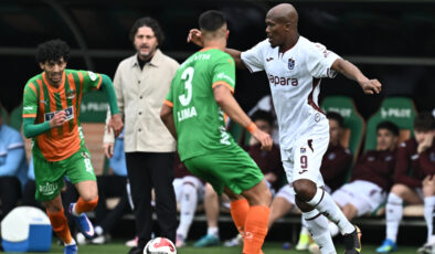 Alanyaspor-Trabzonspor Maçı 1-1 Berabere Bitti: Şampiyonluk Yarışında Puan Kaybı