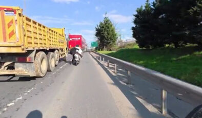 TEM Otoyolu’nda Korkunç Anlar: Motosiklet Sürücüsünden Kadına Şiddet! Ölümden Dönüldü