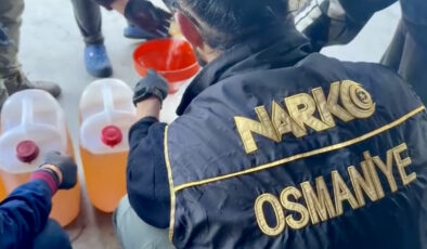 Osmaniye’de Otoyol Operasyonu: Otomobilde 48 Kilo Sıvı Metamfetamin Ele Geçirildi, Şüpheli Tutuklandı