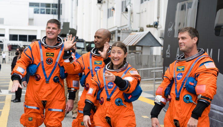 Artemis II: İnsanlık Ay’a Dönüş Yolunda Büyük Adım Atıyor