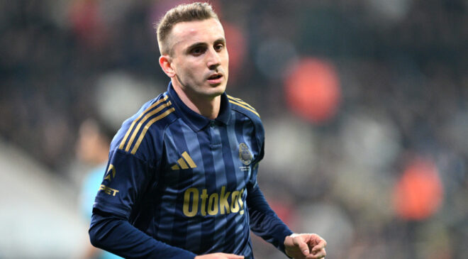 Kerem Aktürkoğlu’ndan Göz Kamaştıran Performans: Fenerbahçe’nin Yıldızı Gol ve Asistleriyle Parıldıyor!