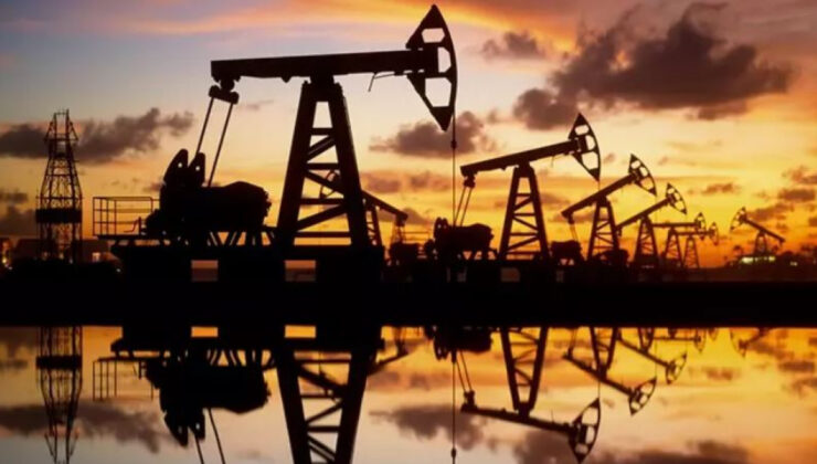 Trump’tan Hürmüz Boğazı’nda Abluka Kararı: Petrol Fiyatları Fırladı, Enerji Piyasaları Sarsıldı