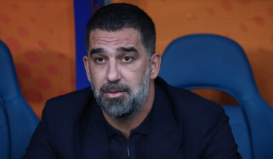 Arda Turan’ın Shakhtar Donetsk’i Hava Alarmı Arası Verilen Maçta Liderlik Koltuğunda Kaldı