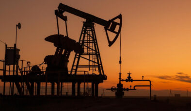 ABD-İran Görüşmeleri Sonrası Petrol Fiyatları Düştü: Yeni Müzakereler Kapıda mı?