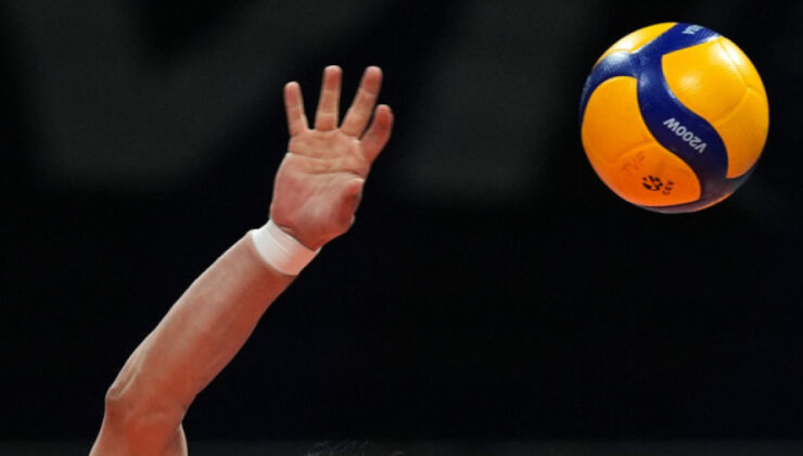 Voleybol Efeler Ligi Play-Off Heyecanı Devam Ediyor: Final İçin Geri Sayım Başladı!