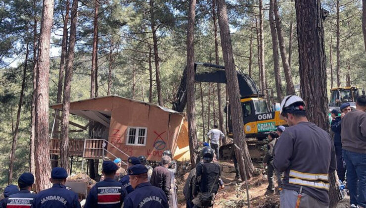 Osmaniye’de Orman Alanlarını İşgal Eden 31 Kaçak Yayla Evi Yıkıldı