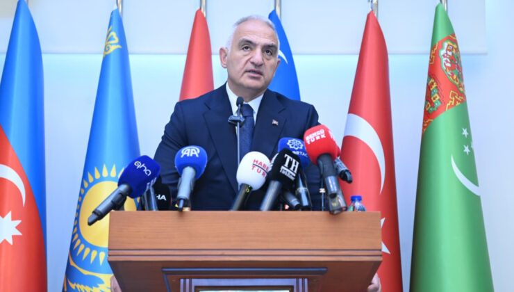 Bakan Ersoy’dan Dijital Çağ Uyarısı: Kültürel Yozlaşmaya Dikkat Çekildi