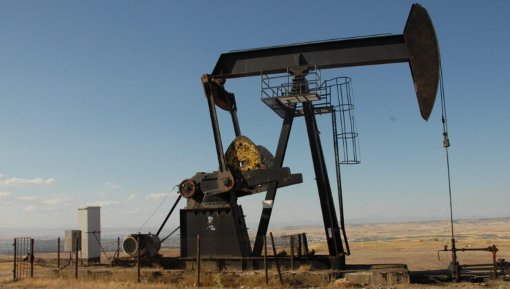 ABD’den İran’a Yaptırım Tokatı: Petrol Satış İzni Sona Eriyor, Ekonomik Baskı Artıyor