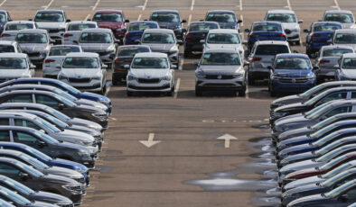 Otomobil Satışları Mart Ayında Fren Yedi: Savaşın Etkisiyle Pazarda Daralma