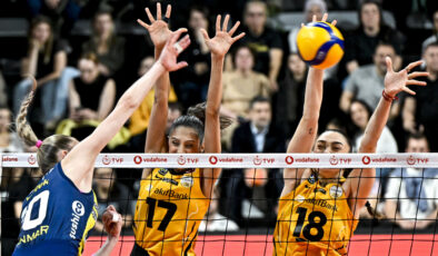 VakıfBank Şampiyonluğa Bir Adım Uzak, Fenerbahçe’den Direniş: Voleybol Finali Nefes Kesecek!
