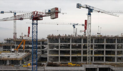 TÜİK Verileri: İnşaat Sektöründe Yıllık Artış Devam Ediyor, Aylık Düşüş Gözlemlendi