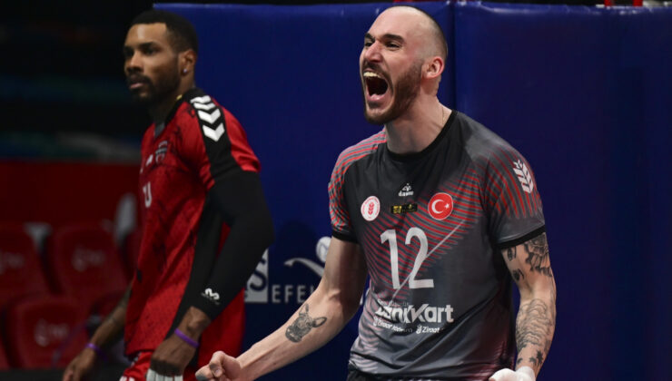 Voleybol Efeler Ligi’nde İlk Finalist Belli Oldu: Ziraat Bankkart Finalde!