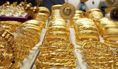 Altın Fiyatları Yükselişte: İran Savaşına Çözüm Arayışları ve Enflasyon Endişelerinin Azalması Altını Destekledi