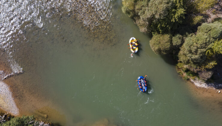 Tunceli ve Kahramanmaraş’tan Acı Haberler: Munzur Çayı’nda Kadın Cesedi, Okulda Silahlı Saldırı
