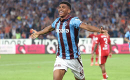 Trabzonspor’da Joker Etkisi: Fatih Tekke’den Çok Yönlü Oyuncu Kullanımı