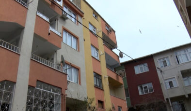 Kartal’da Korkunç Cinayet: Evinde Bıçaklanmış Halde Bulunan Ruhan Çalu Hayatını Kaybetti