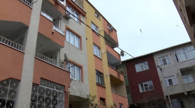 Kartal’da Korkunç Cinayet: Evinde Bıçaklanmış Halde Bulunan Ruhan Çalu Hayatını Kaybetti