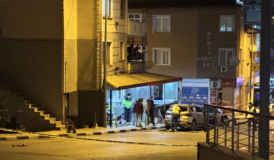 Yalova Tavşanlı’da Kanlı Hesaplaşma: Belediye Başkanı’na Ait İş Yeri Önünde Silahlı Çatışma, 6 Yaralı