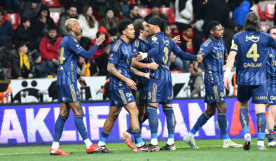 Fenerbahçe, Çaykur Rizespor’u Ağırlıyor: Şampiyonluk Yarışında Kritik Viraj
