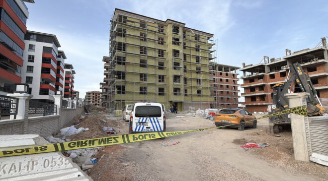 Eskişehir’de İnşaat Faciası: Asansör Boşluğuna Düşen Sıva Ustası Hayatını Kaybetti