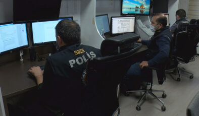 Kahramanmaraş’taki Okul Saldırısı: Hayatını Kaybeden 4 Öğrenci Yan Yana Toprağa Verildi