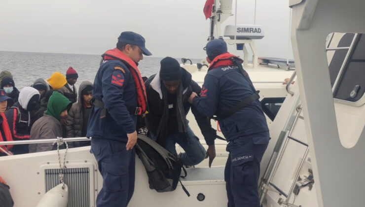 İzmir’de Düzensiz Göçmen Operasyonu: 26 Kişi Kurtarıldı, 19 Kişi Yakalandı