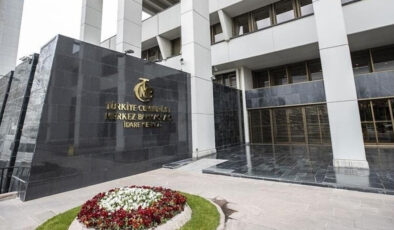 TCMB Anketi: Enflasyon Beklentileri Yükseldi, Dolar/TL ve Cari Açık Tahminleri Artış Gösterdi