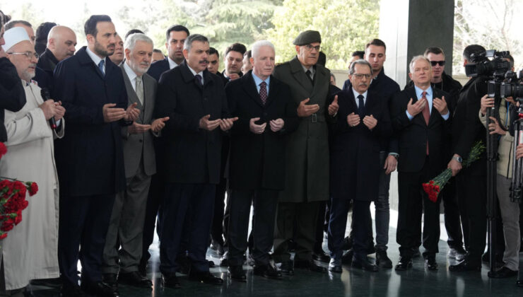 Turgut Özal, Ölümünün 33. Yılında Topkapı’da Anıldı: Anma Törenine Yoğun Katılım